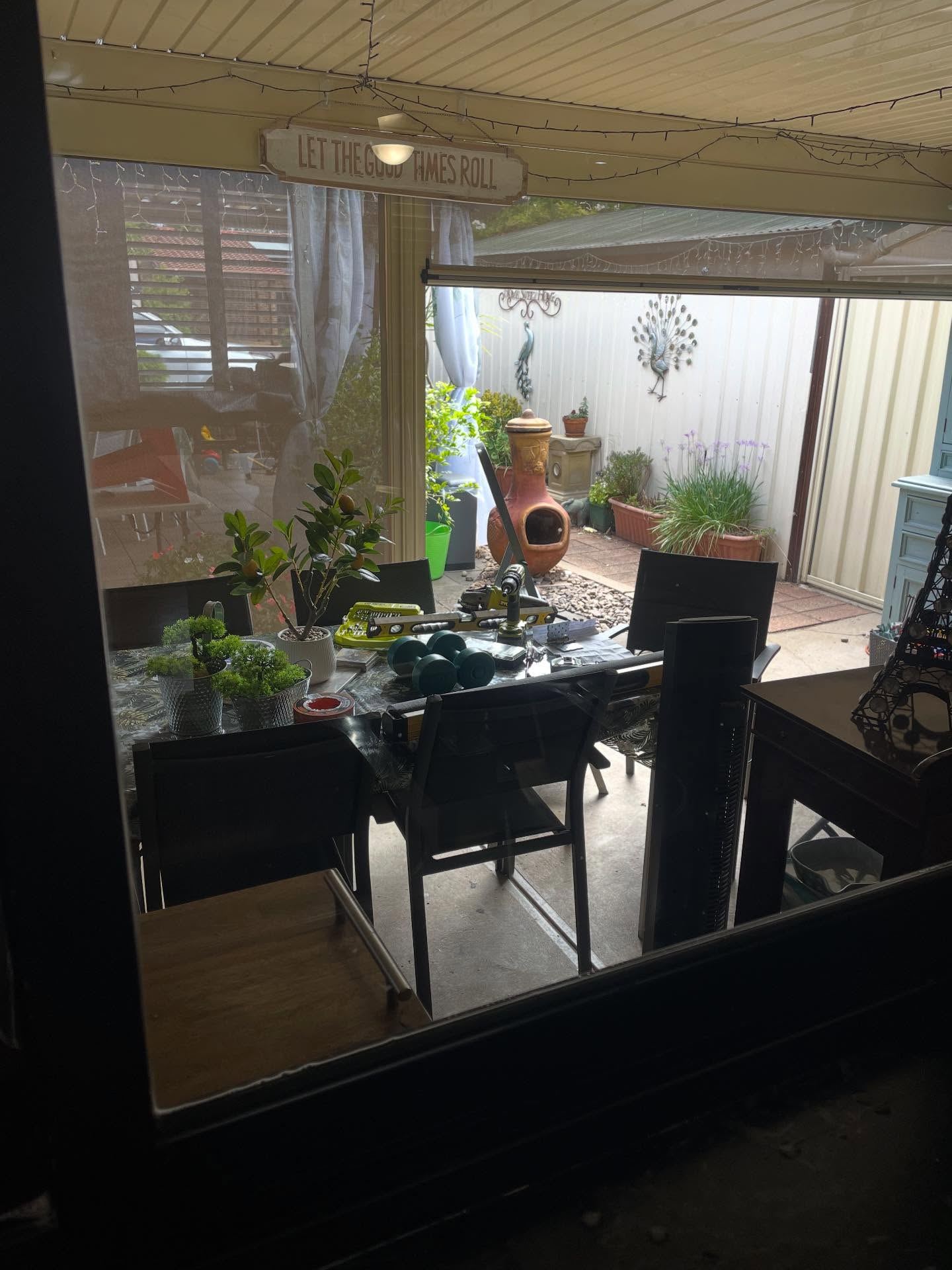 Dining room outlook window — after cleaning